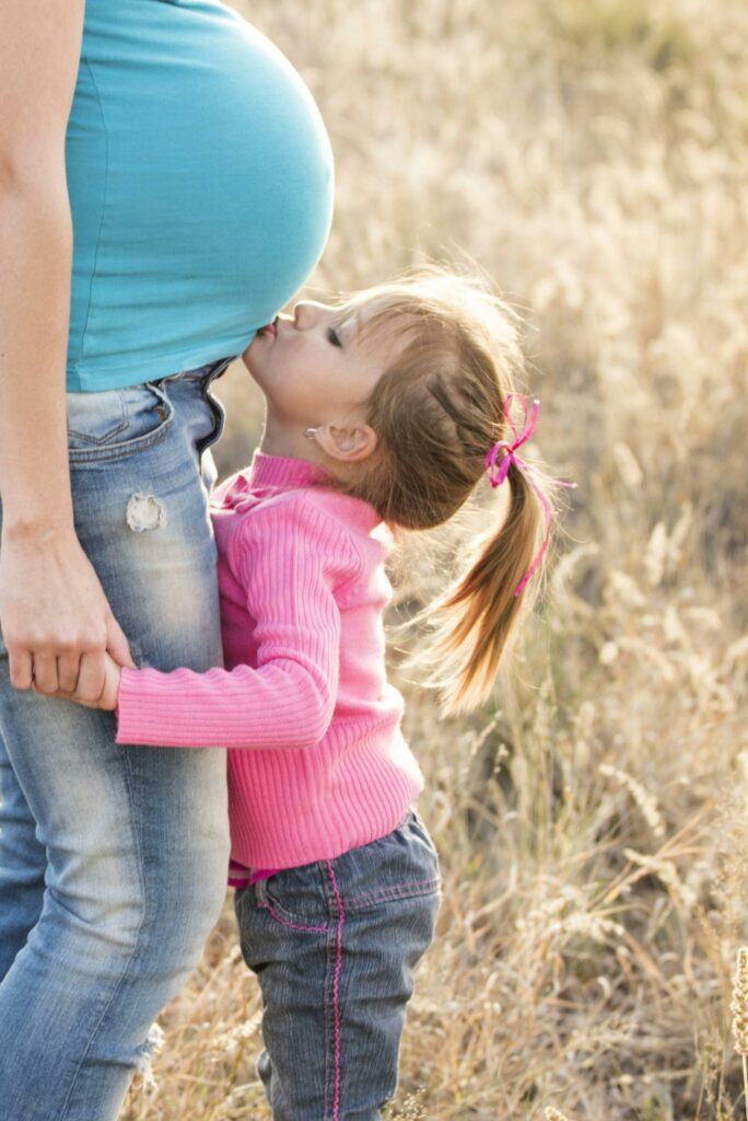 photo shows the family relationships